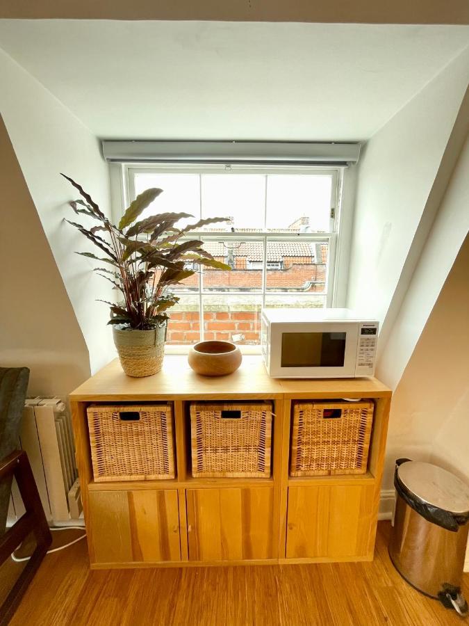 Bright 1 Bed Flat Near Cabot Circus * Bristol